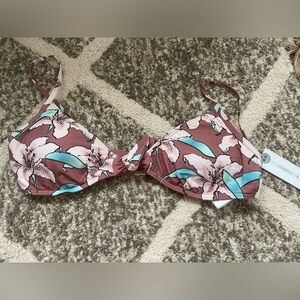 ❗️SALE NWT Rip Curl Mauve Floral Bikini Top- Tie/Knot Front L